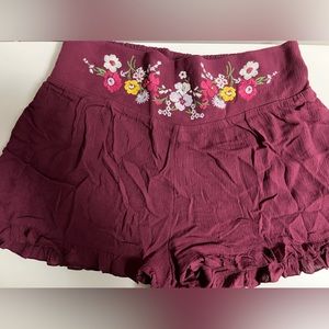 Target Shorts, Size M, Burgundy